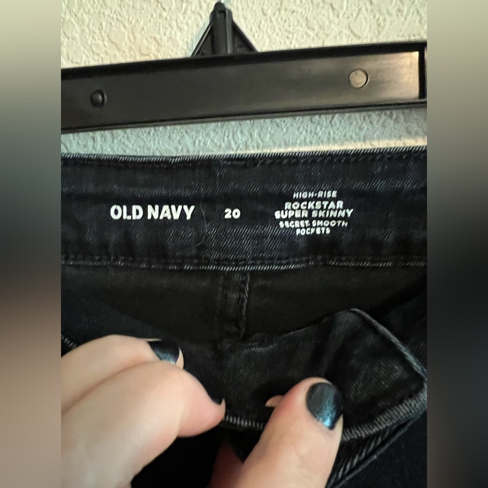 Old Navy Rock Star Jeans Size 20 - Picture 3 of 9
